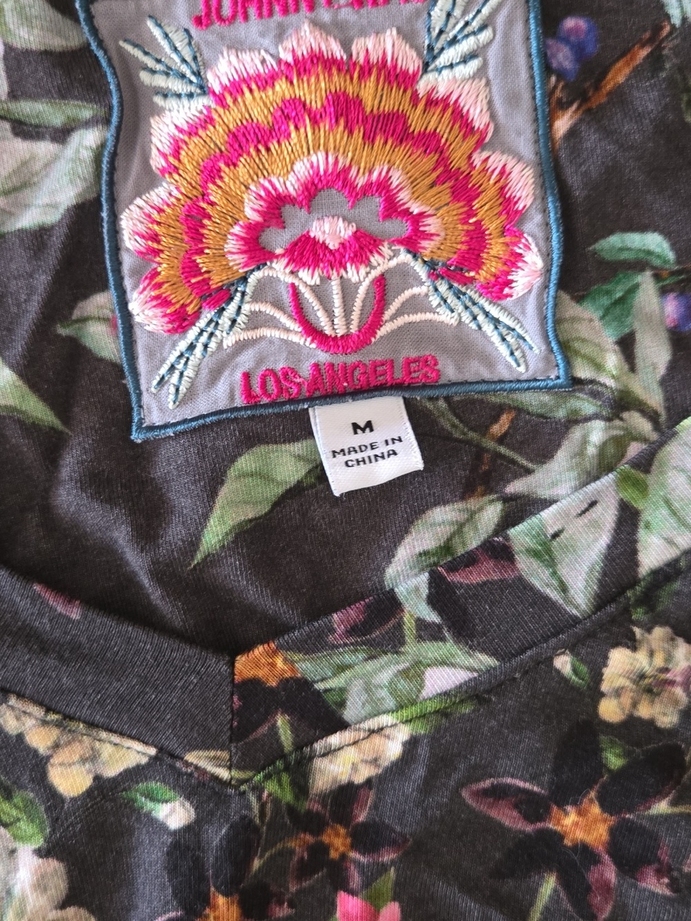 Johnny Was Floral V-Neck Top - Picture 4 of 8